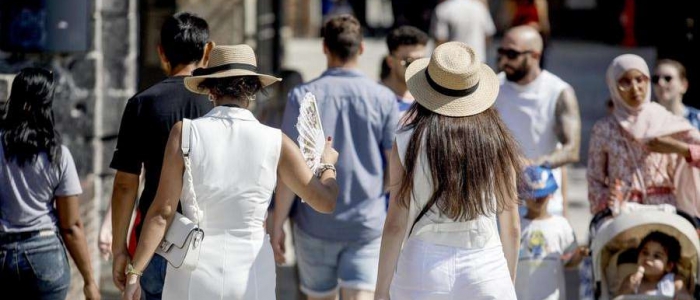 Con il grande caldo tornano i bollini rossi in Italia, venerdì le prime tre città