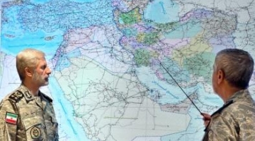 Iran, Israele attacca i simboli del regime degli ayatollah: colpiti il carcere di Evin, la tv e le Guardie della rivoluzione