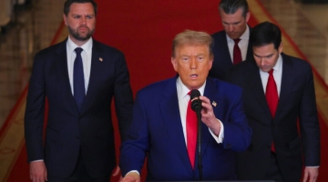 Trump annuncia il cessate il fuoco, ma Israele accusa l'Iran: "Ha lanciato un altro missile, risponderemo con forza" | Teheran però nega la violazione della tregua