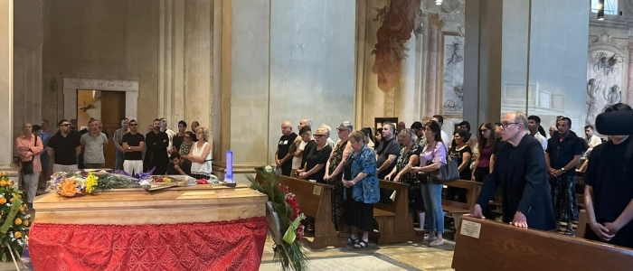 L'ultimo saluto ad Alvaro Vitali presso la Chiesa di San Pancrazio a Roma