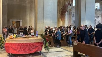 L'ultimo saluto ad Alvaro Vitali presso la Chiesa di San Pancrazio a Roma