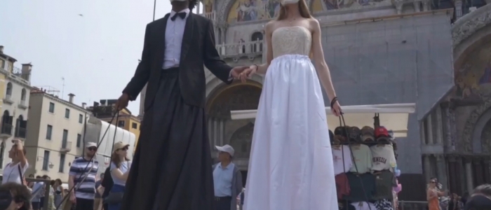 Venezia, proteste in piazza San Marco contro il matrimonio di Bezos: attivisti identificati