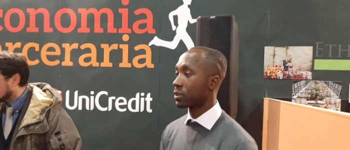 Rudy Guede rinviato a giudizio per violenza sessuale: "Dimostrerò la mia innocenza" | Amanda Knox: "È un assassino dimenticato"