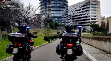 Reggio Calabria, aggredisce compagna, madre e figlia di 7 mesi: arrestato