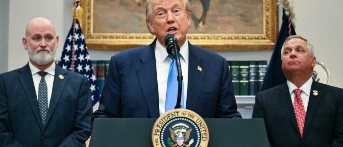 Dazi, Trump: "La scadenza del primo agosto non sarà prorogata" | "La Fed abbasserà i tassi a settembre, non adesso"