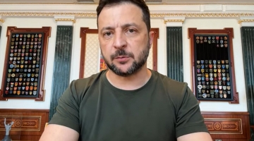 Ucraina, Putin: "Il conflitto provocato dall'Occidente" | Zelensky: "Arrestato un sospetto per l'omicidio dell'ex presidente del Parlamento"