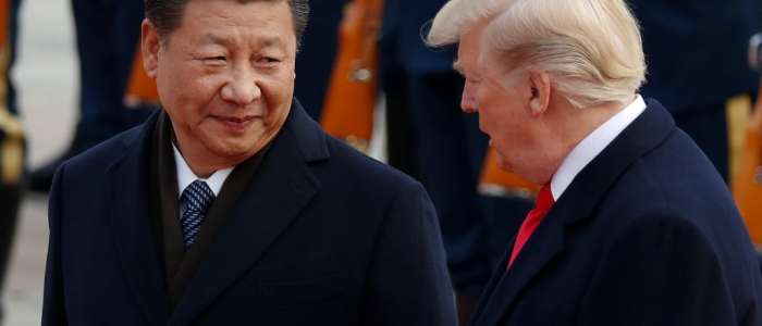 Trump-Xi, sorrisi e strette di mano dopo l'incontro di due ore | Il presidente Usa: "Grande successo, ad aprile andr&ograve; in Cina"