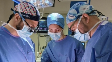 Roma, primo trapianto al mondo di arteria polmonare su paziente con tumore