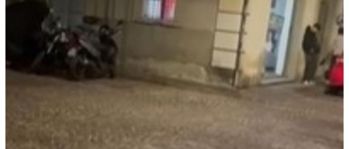 Parma, cori fascisti e inni al Duce nella sede giovanile di Fratelli d'Italia: è polemica | Donzelli: "Sezione già commissariata, da noi chi sbaglia paga"