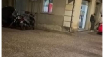 Parma, cori fascisti e inni al Duce nella sede giovanile di Fratelli d'Italia: è polemica | Donzelli: "Sezione già commissariata, da noi chi sbaglia paga"