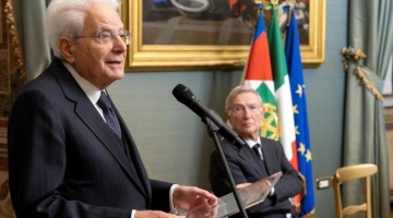 Giornata dell'infanzia, Mattarella: "La sofferenza dei bambini &egrave; una sconfitta per la comunit&agrave;"
