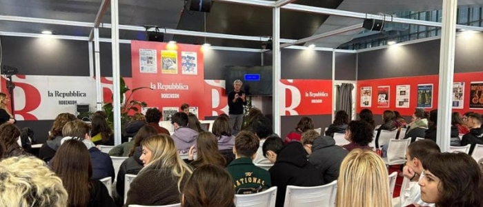 Polemica sulla rassegna Più libri più liberi, Giuli: "Mai assentarsi se non si è d'accordo"