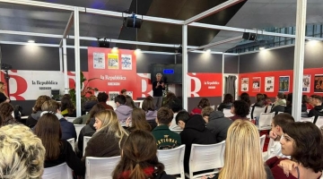 Polemica sulla rassegna Pi&ugrave; libri pi&ugrave; liberi, Giuli: "Mai assentarsi se non si &egrave; d'accordo"