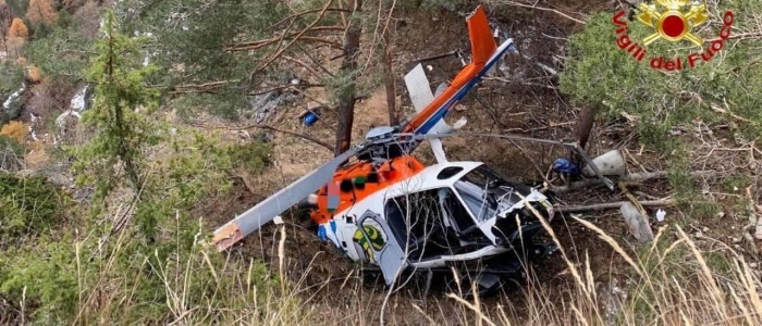 Elicottero precipita in Valtellina, un morto e tre feriti