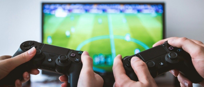 Videogiochi, stare troppo alla console nuoce alla salute