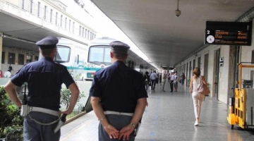 Empoli, giovane investita da treno: &egrave; gravissima