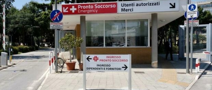 Bari, stacca i presidi salvavita alla madre malata: arrestato