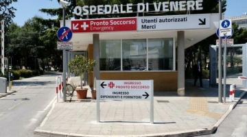 Bari, stacca i presidi salvavita alla madre malata: arrestato