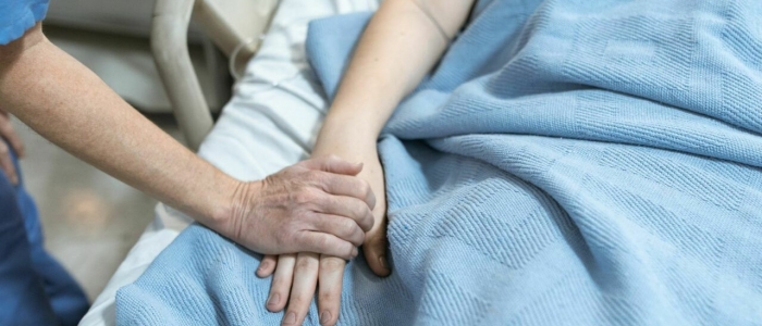 Spagna, via libera all'eutanasia di una 24enne contro il volere del padre