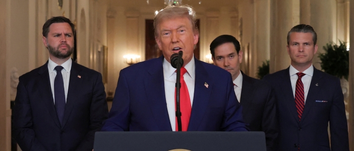 Iran, media americani: "Trump valuta attacchi di vasta portata" | Il Cremlino chiede moderazione | Teheran: "Mille nuovi droni a disposizione"