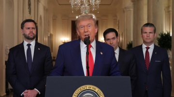 Iran, media americani: "Trump valuta attacchi di vasta portata" | Il Cremlino chiede moderazione | Teheran: "Mille nuovi droni a disposizione"