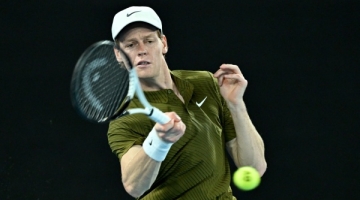 Tennis, Australian Open: impresa di Djokovic, Sinner out in semifinale dopo cinque set