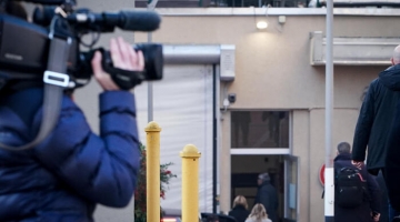 Pacchetto Sicurezza, si va verso una stretta: rispunta il fermo preventivo e lo scudo penale