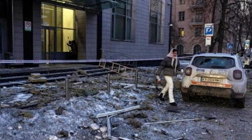 Ucraina, piano Kiev-Ue-Usa per il cessate il fuoco: "Coinvolgimento graduale degli europei"