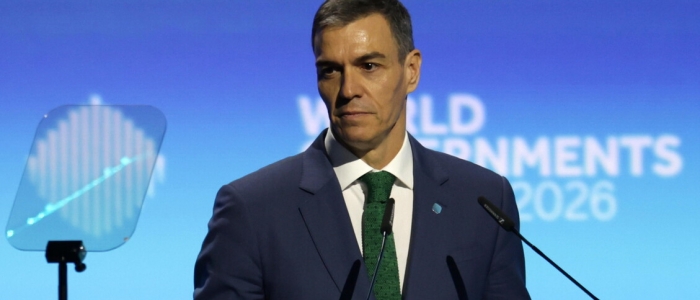 Stretta sui social, Elon Musk contro il premier spagnolo Sanchez: "&Egrave; un tiranno"