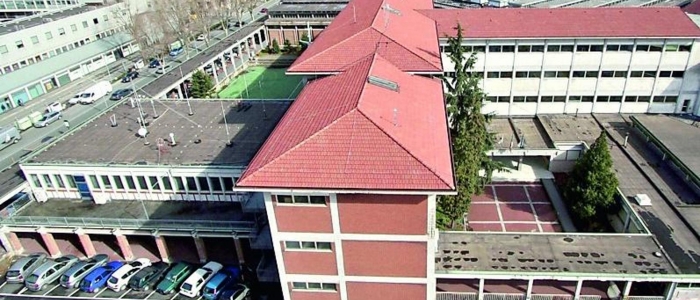 La Spezia, lancia una sedia dalla finestra della scuola: ferita una studentessa