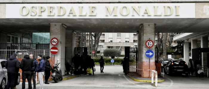 Bimbo trapiantato, ore decisive per il nuovo cuore | Arrivati al Monaldi gli ispettori del ministero