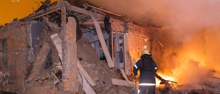 Massiccio attacco su Kiev con missili e droni | A Ginevra colloqui tra ucraini e americani, per preparare un nuovo trilaterale