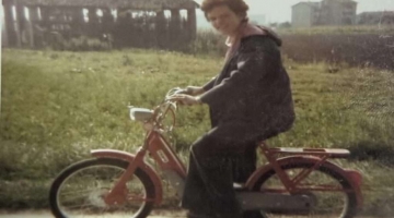 Le rubano il Ciao nel 1993 a Monza: dopo 33 anni lo ritrova a Crotone