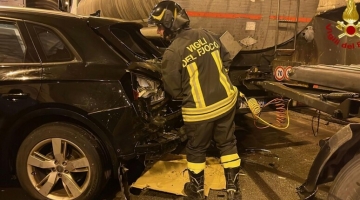 Messina, maxi tamponamento in galleria verso Palermo: coinvolti 80 mezzi