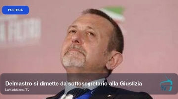 Giustizia, si dimette Delmastro: "Commessa leggerezza, niente di scorretto" | Passo indietro anche di Bartolozzi