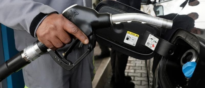 Petrolio e guerra, a che punto stanno i rincari di benzina e gasolio e a che livello potrebbe arrivare