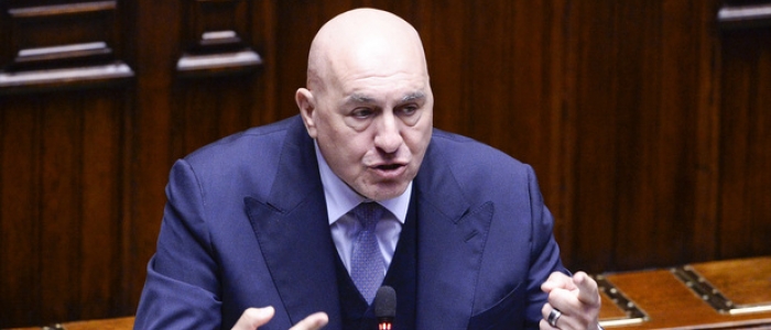 Sigonella, Crosetto ha vietato l'uso della base agli Stati Uniti: cosa &egrave; successo