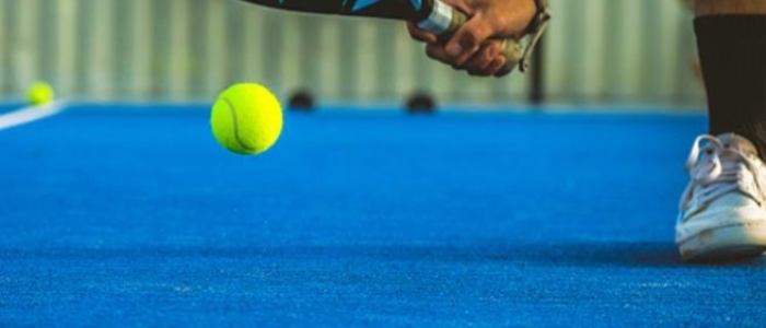 Rovigo, licenziata per giusta causa perch&eacute; gioca a padel in malattia: risarcita con 18 mensilit&agrave;