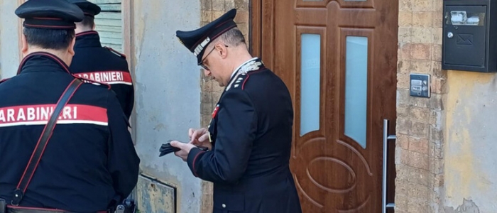 Fano, 20enne accoltella genitori e fratello: fermato