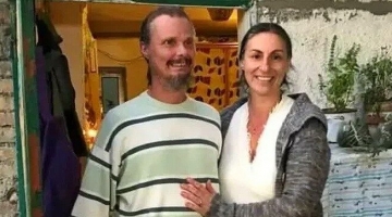 Famiglia nel bosco, parere tecnico: "Senza interventi rischio danni alla salute mentale dei bambini"