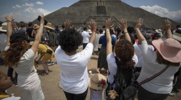 Messico, Teotihuac&aacute;n chiusa dopo la sparatoria sulla piramide: due morti