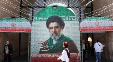 Iran: "La nostra proposta agli Usa era generosa e razionale" | Netanyahu: "Il regime di Teheran pu&ograve; ancora cadere"