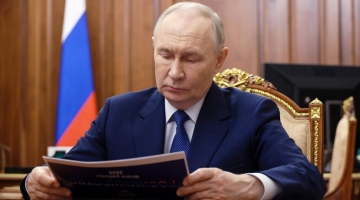 Guerra in Ucraina, Mosca rilancia: "La guerra finir&agrave; con la nostra vittoria" | Attesi Witkoff e Kushner al Cremlino