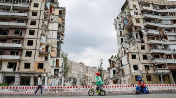 Ucraina, Kiev devastata da uno degli attacchi pi&ugrave; massicci della guerra: 24 morti