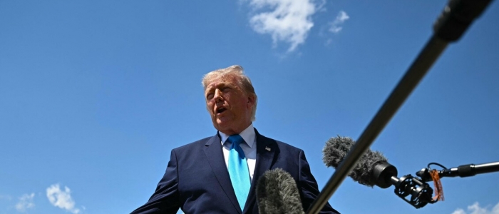 Iran: "Gestiamo noi Hormuz, Trump prende solo batoste" | Media: "L'Idf ha sparato contro un aereo civile scambiandolo per un drone"