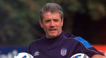 Addio a Kevin Keegan, leggenda del calcio inglese: &egrave; morto a 75 anni, lottava contro il cancro