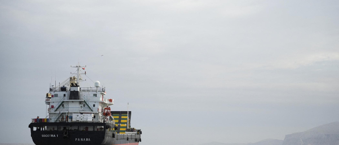 Diesel ancora alle stelle: 2,13 euro al litro | Il governo a caccia di risorse per salvare il controesodo: tutte le ipotesi sul tavolo