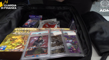 Malpensa, maxi sequestro di 605 carte Pok&eacute;mon e One Piece: valgono 27mila euro