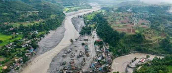 Nepal, sale a 270 il bilancio delle vittime dell'alluvione | Kathmandu: "Anche due italiani tra i dispersi"
