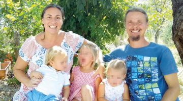 Famiglia nel bosco, i genitori: "Non sappiamo quale scuola frequenteranno i nostri figli"